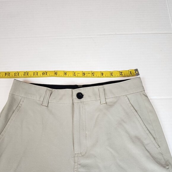 Under Armour boy sz 14 khaki performance shorts golf activewear preppy - Picture 8 of 9